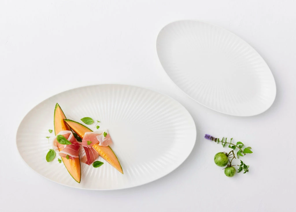 New 🌟 Maxwell and Williams Radiance Serving Platter Set of 2 White Gift Boxed 👍 2 New 🌟 Maxwell and Williams Radiance Serving Platter Set of 2 White Gift Boxed 👍 - Image 2