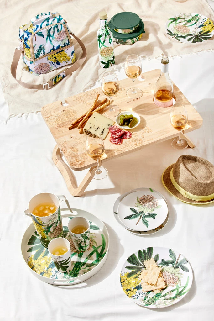 Deals 🥰 Maxwell and Williams The Blck Pen Golden 🌞 Summer Folding Picnic Table 58x40x24cm 🛒 2 Deals 🥰 Maxwell and Williams The Blck Pen Golden 🌞 Summer Folding Picnic Table 58x40x24cm 🛒 - Image 2